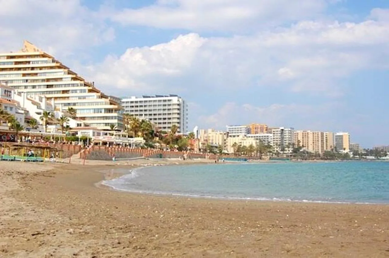 Apartment Avenida Rocio Jurado Benalmádena İspanya